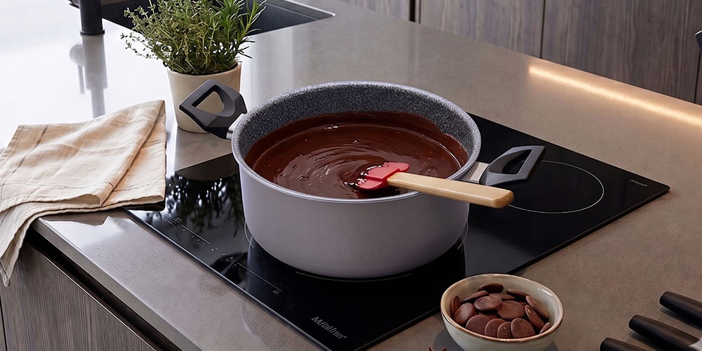 Dia do Chocolate: o segredo por tr�s do brilho perfeito est� na temperagem e na viscosidade